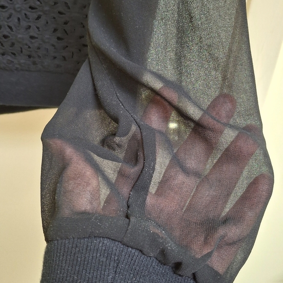 Cardigan - Picture 4 of 7